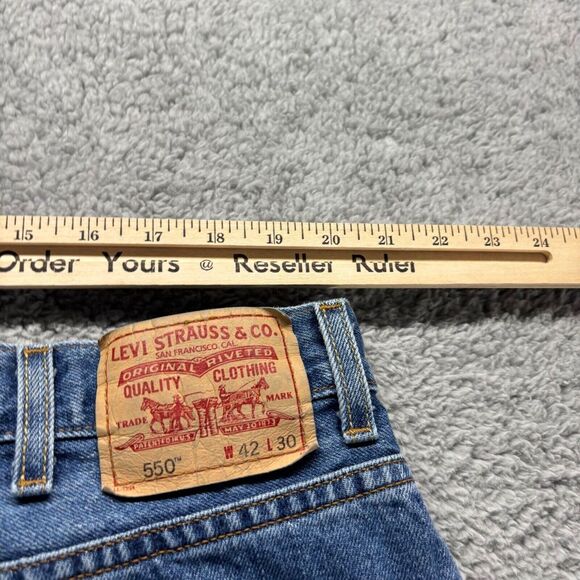 Levis 550 Jeans Mens 42x30 Blue Light Wash Cotton Relaxed Tapered Denim Workwear - Picture 7 of 10